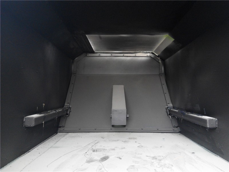 福田3方侧装压缩对接式垃圾车箱体内部图